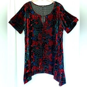 Velvet Burnout Multicolored Shimmery Short Sleeve Top with Keyhole Neckline